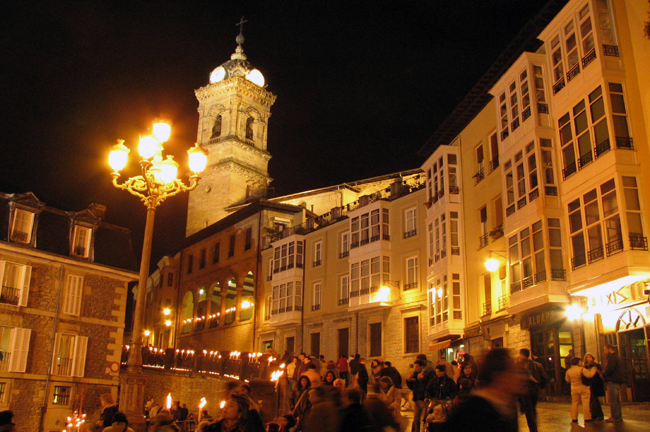 Night-candela-natale-Vitoria,es